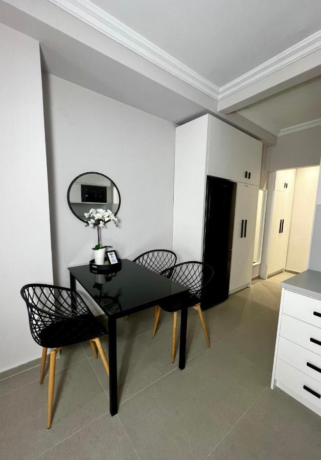 Agia Sofia Noir Apartment Tessalónica Exterior foto